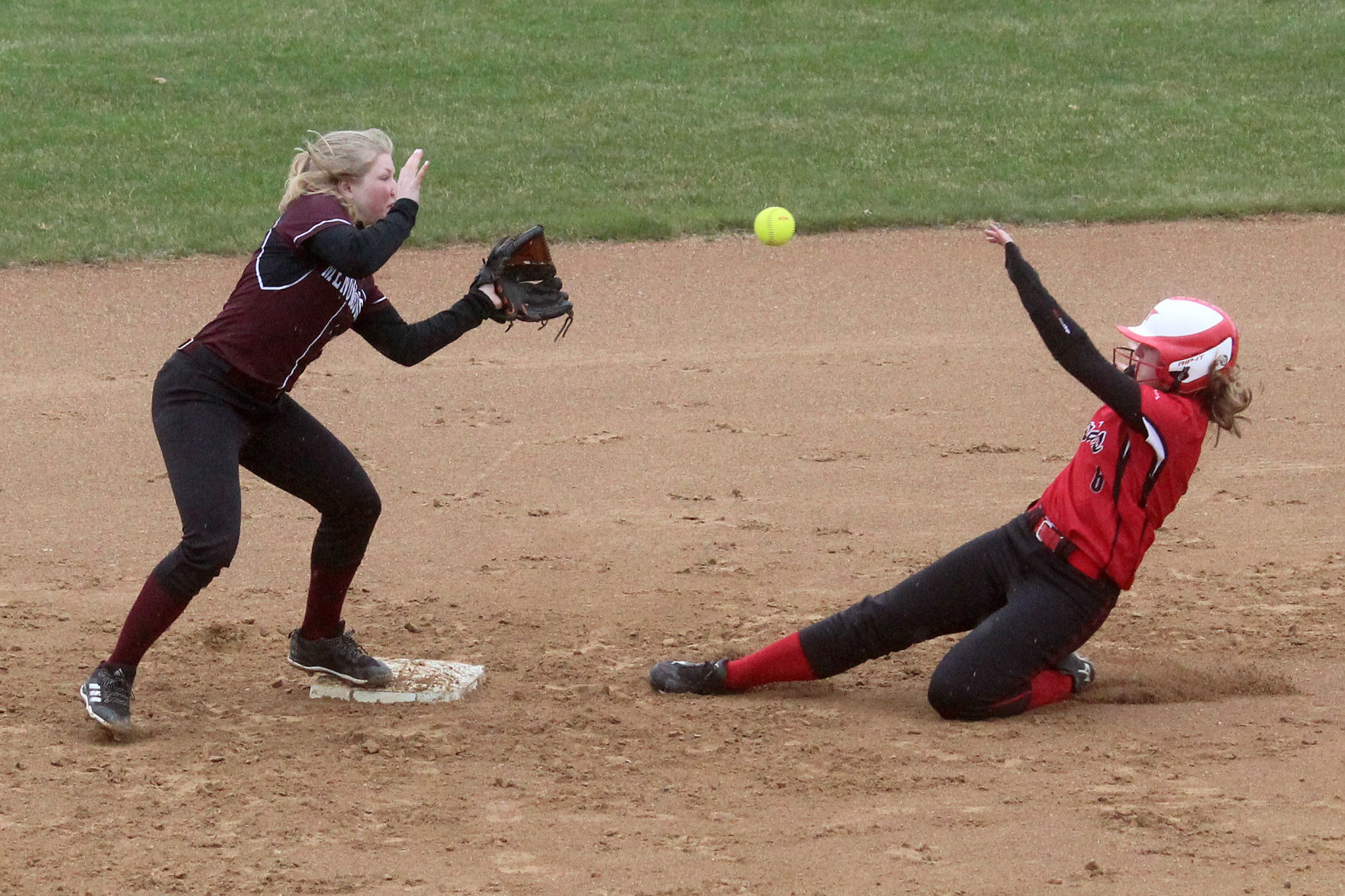 Menomonie at Chi-Hi softball 4-30-19